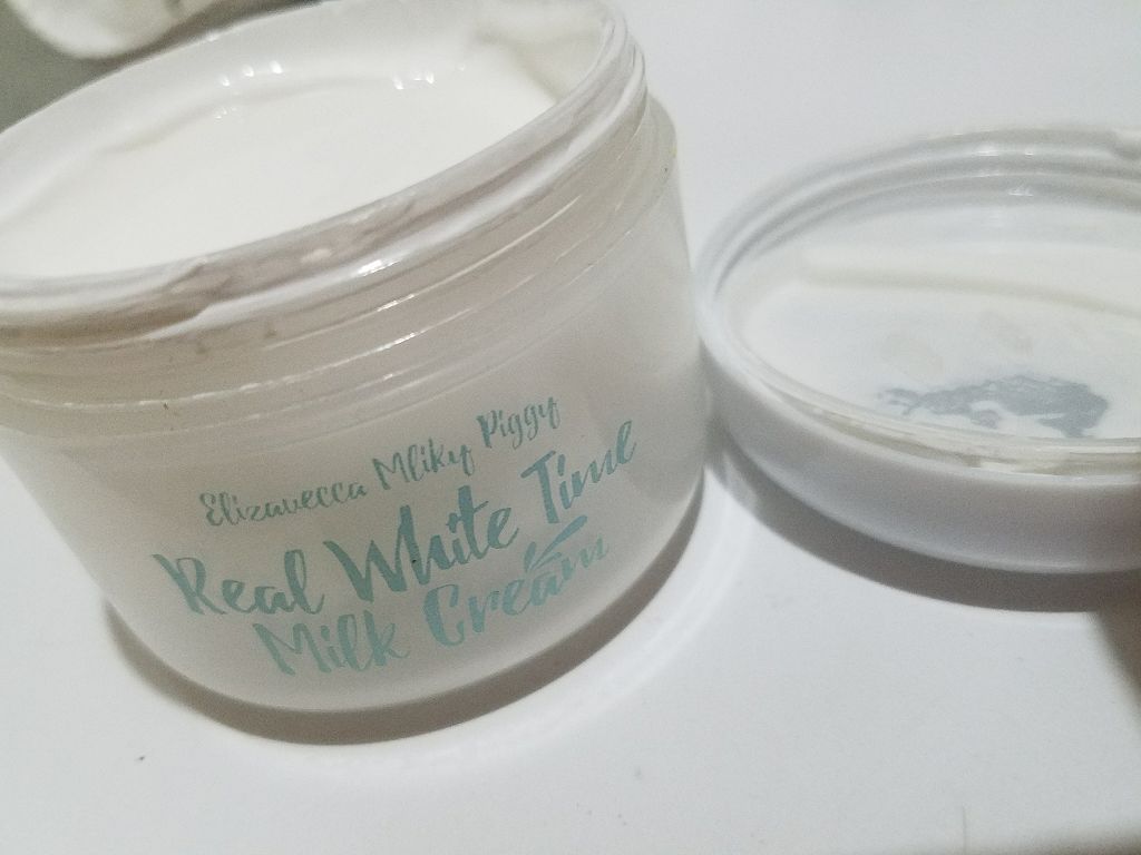 リアルホワイトタイムミルククリーム/Elizavecca/化粧下地を使ったクチコミ（1枚目）