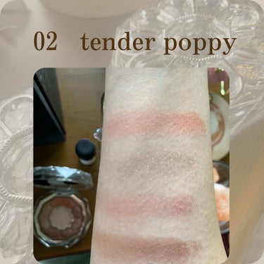 ジルスチュアート ブルームクチュール アイズ 02 tender poppy/JILL STUART/アイシャドウパレットを使ったクチコミ（3枚目）