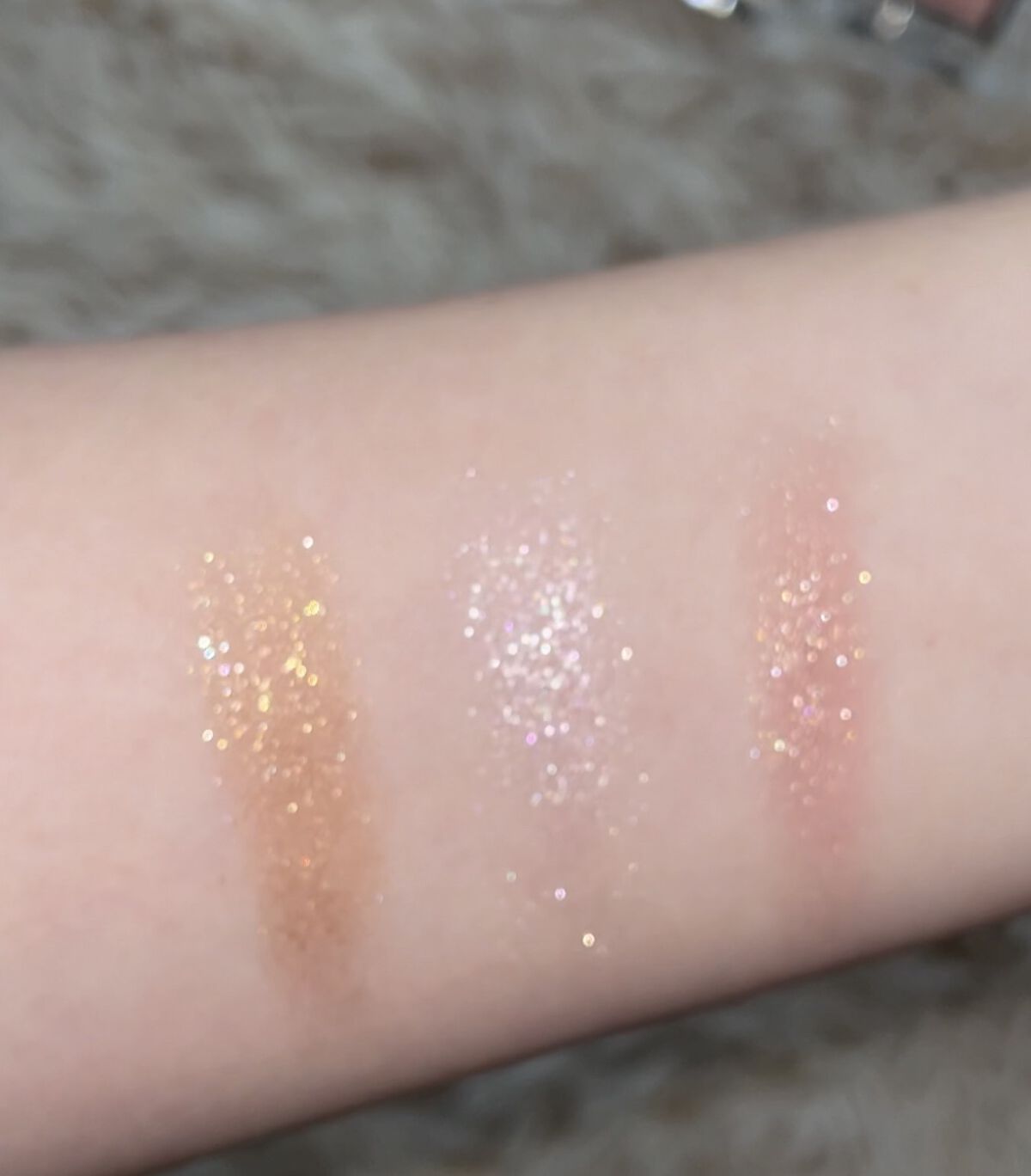 アディクション ザ アイシャドウ スパークル/ADDICTION/単色アイシャドウを使ったクチコミ（2枚目）