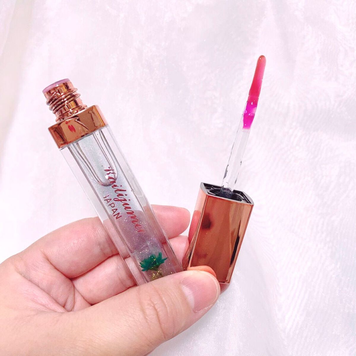 フラワーリップグロス ブルー（金箔）