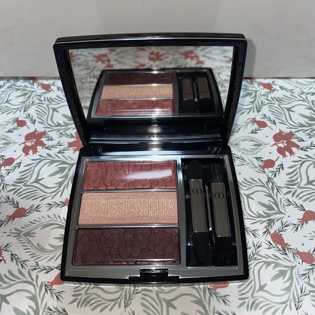 トリオ ブリック パレット＜ピュア グロウ＞/Dior/アイシャドウパレットを使ったクチコミ（1枚目）