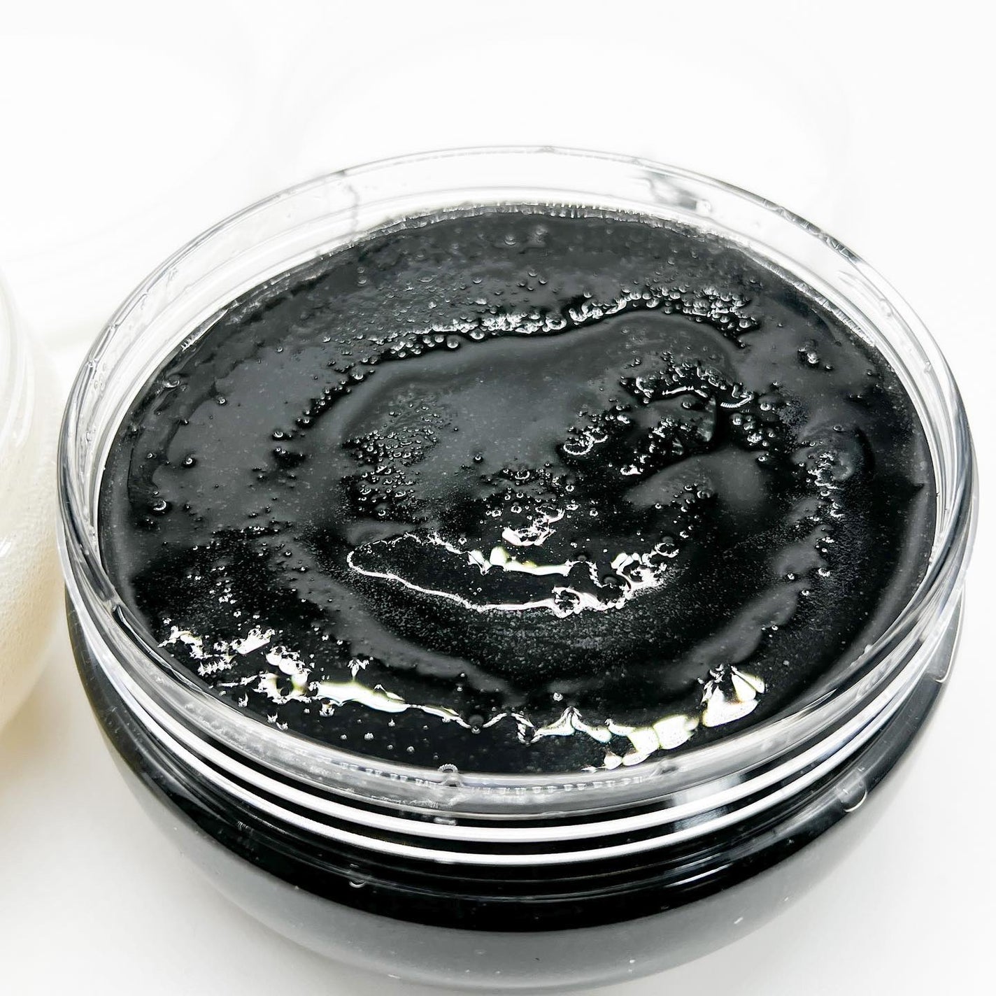 ソルセラピー ソルティ ボディスクラブ/bilabeauty/ボディスクラブを使ったクチコミ(4枚目)