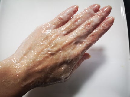 ボディジャムスクラブ/LIPS and HIPS/ボディスクラブを使ったクチコミ(3枚目)