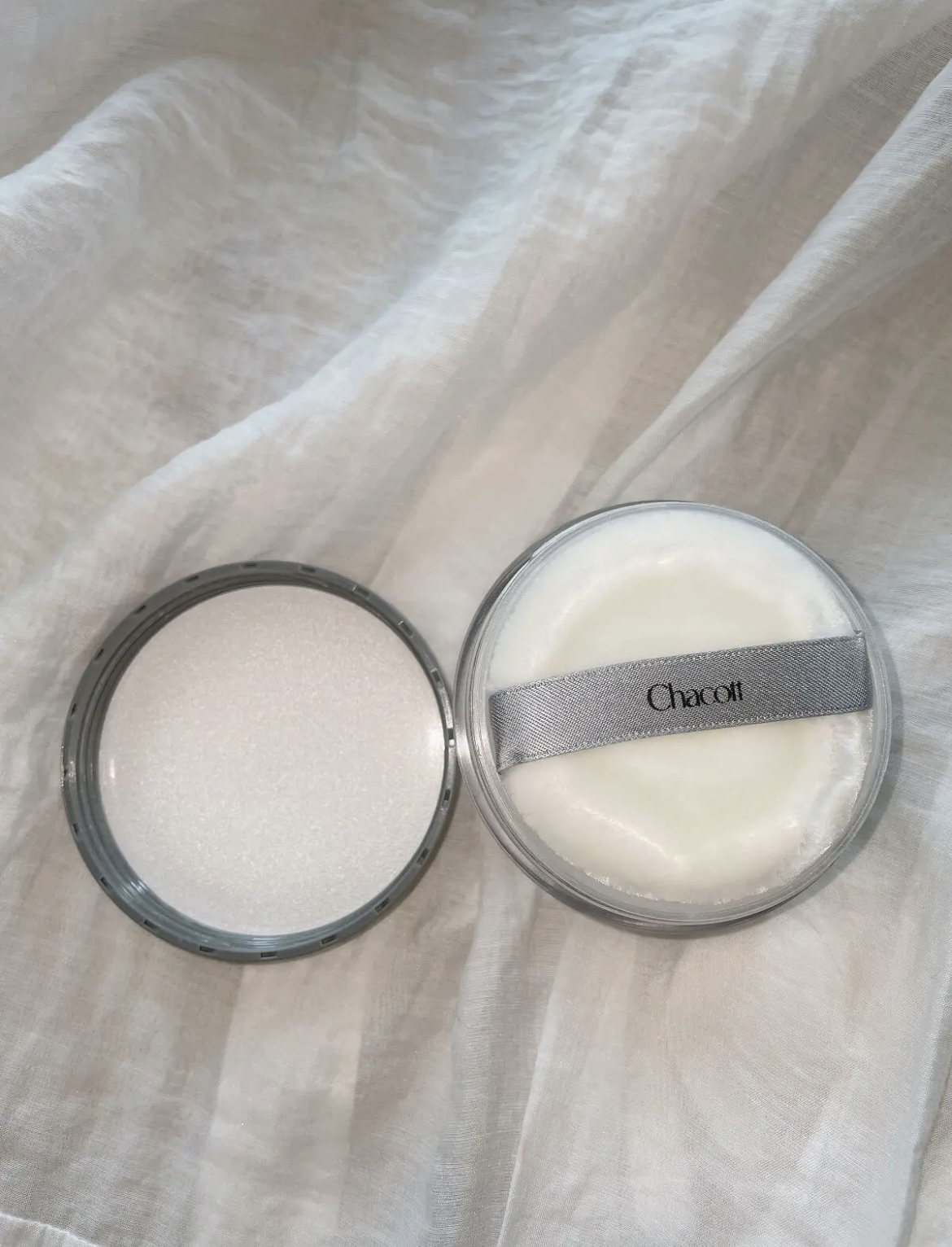 チャコット フィニッシングパウダー モイスト 773 クリア/チャコット・コスメティクス/ルースパウダーを使ったクチコミ（2枚目）