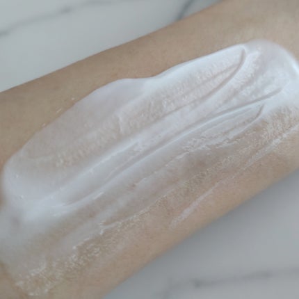 メディケイティッド センシティブケア ボディローション うるおいケア <医薬部外品>/ヴァセリン/ボディローションを使ったクチコミ(3枚目)