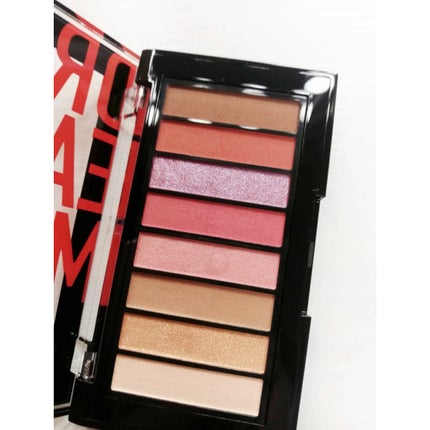 カラーステイ ルックス ブック パレット 950 ドリーマー/REVLON/アイシャドウパレットの画像