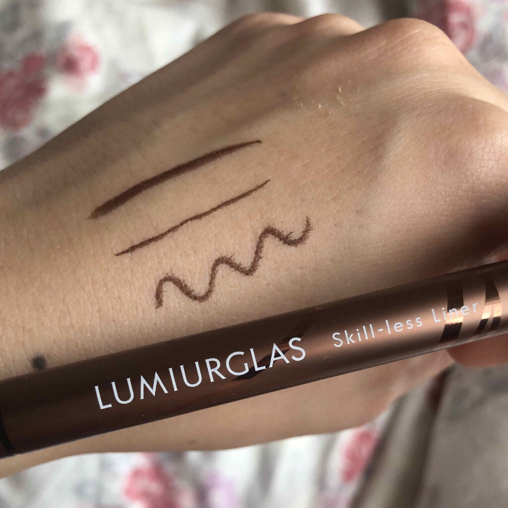 スキルレスライナー/LUMIURGLAS/リキッドアイライナーを使ったクチコミ(3枚目)