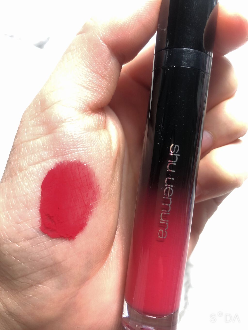 ラック シュプリア/shu uemura/リップグロスを使ったクチコミ(2枚目)