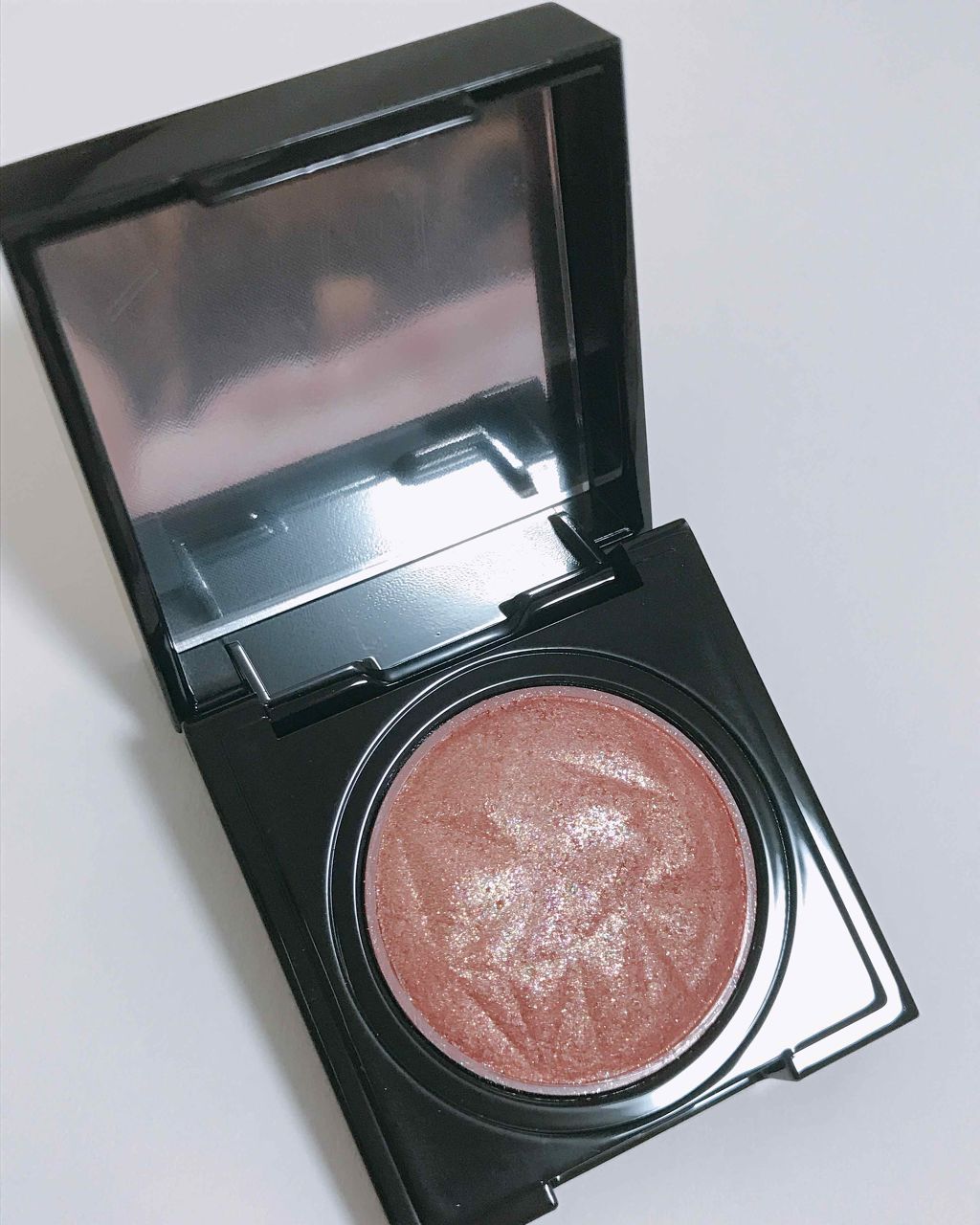 プリズム エアー シャドウ/CLIO/単色アイシャドウを使ったクチコミ(2枚目)