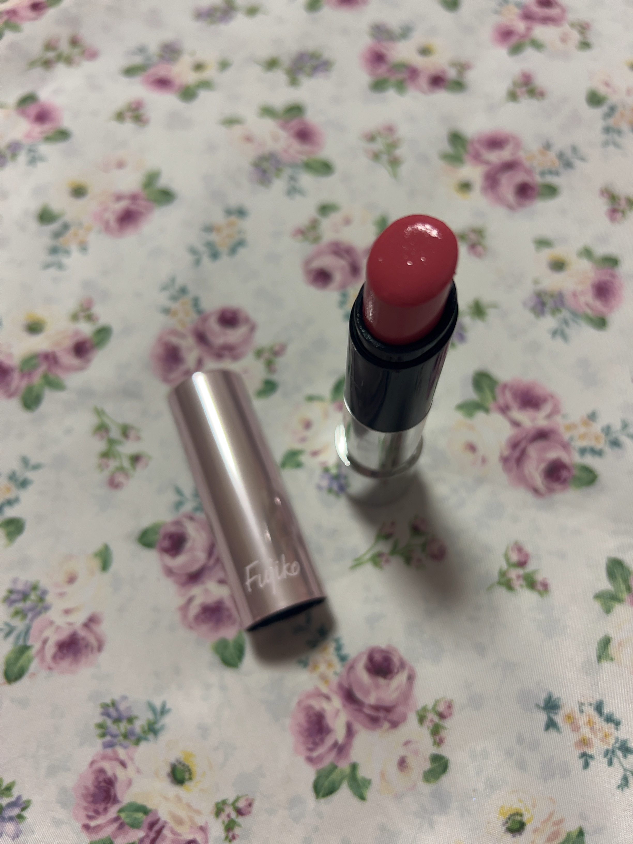 ノールックリップ 02 キュンなピンク/Fujiko/口紅を使ったクチコミ（3枚目）