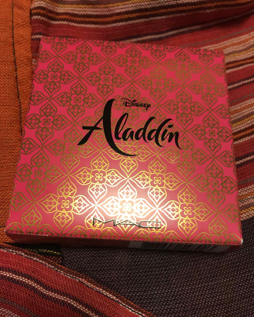 スモール アイシャドウ×9/M・A・C/アイシャドウパレットを使ったクチコミ（1枚目）