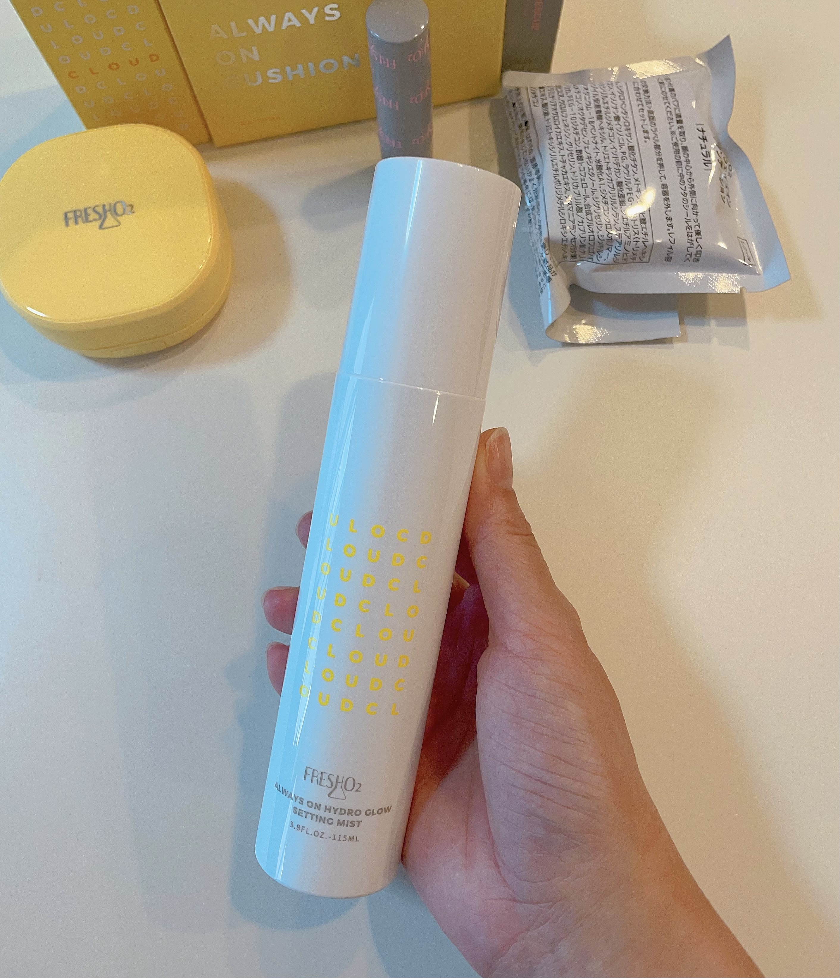 クラウドオールウェイズオン ハイドログロー メイクキー プミスト/FRESHO2/フィックスミストを使ったクチコミ（1枚目）
