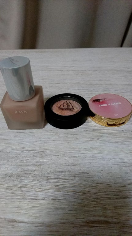 3CE MARBLE HIGHLIGHTERのクチコミ「通販で頼んでたやつが届いた~!
3ceのプラムカラーのやつはチークリップアイシャドウに使えるみ.....」(1枚目)