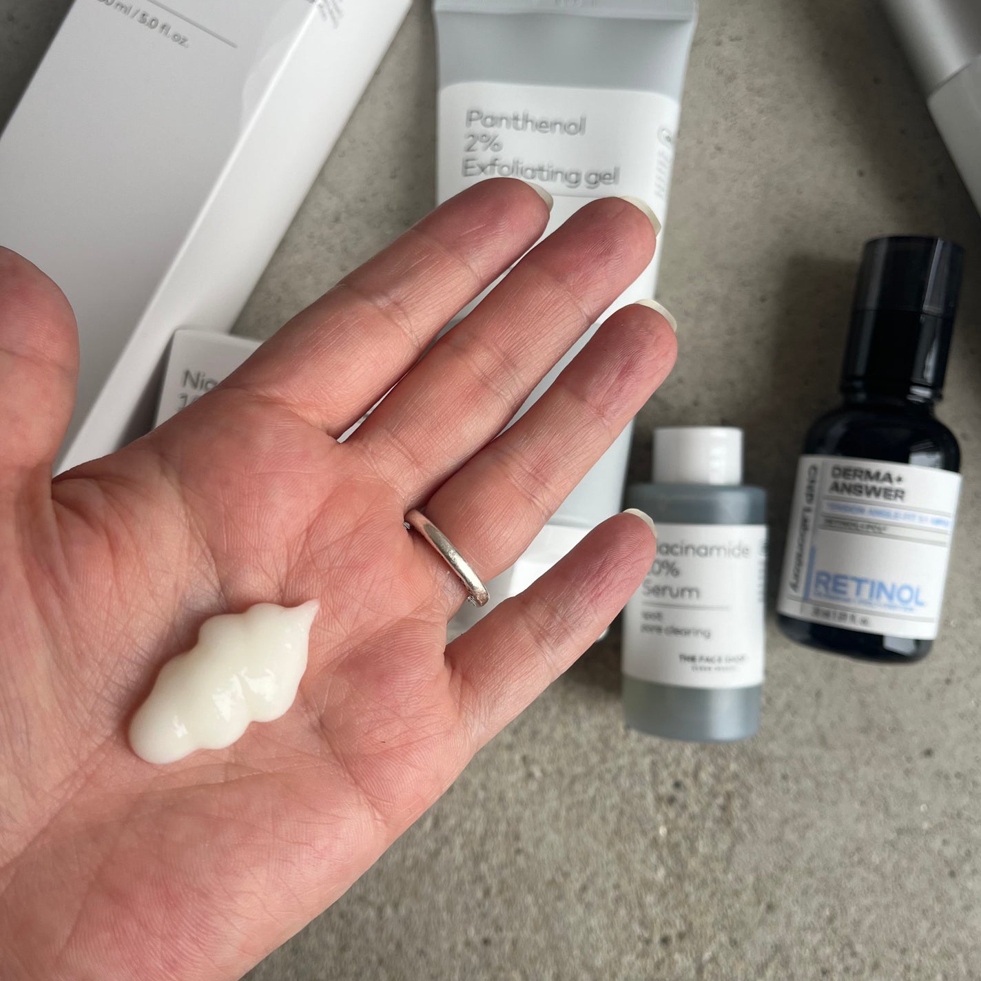 ミュージェナーカーミングアンプルミスト/CNP Laboratory/ミスト状化粧水を使ったクチコミ(3枚目)