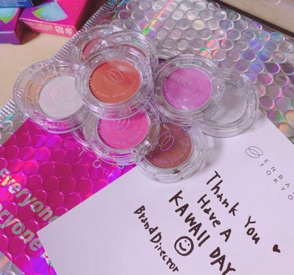 マルチグリッターカラー/ENBAN TOKYO/単色アイシャドウを使ったクチコミ(1枚目)