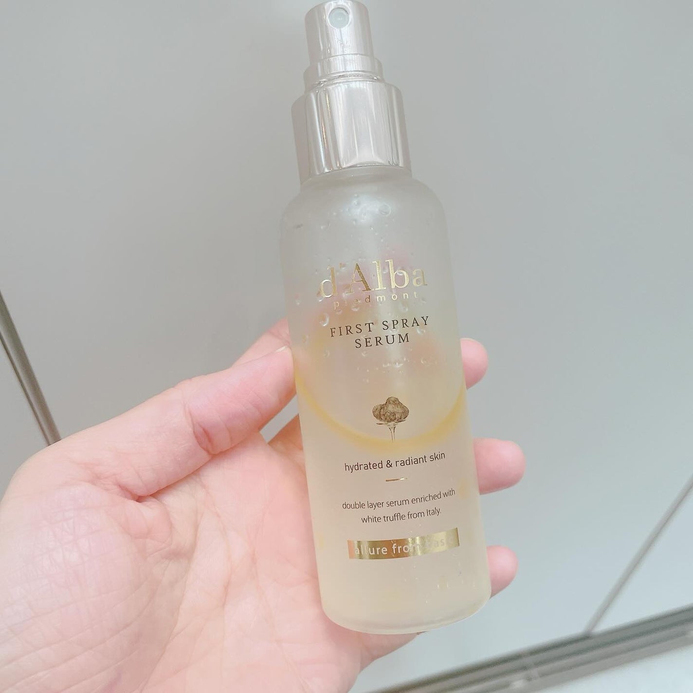 ダルバ ホワイトトリュフファーストスプレーセラム/ダルバ/ミスト状化粧水を使ったクチコミ(2枚目)