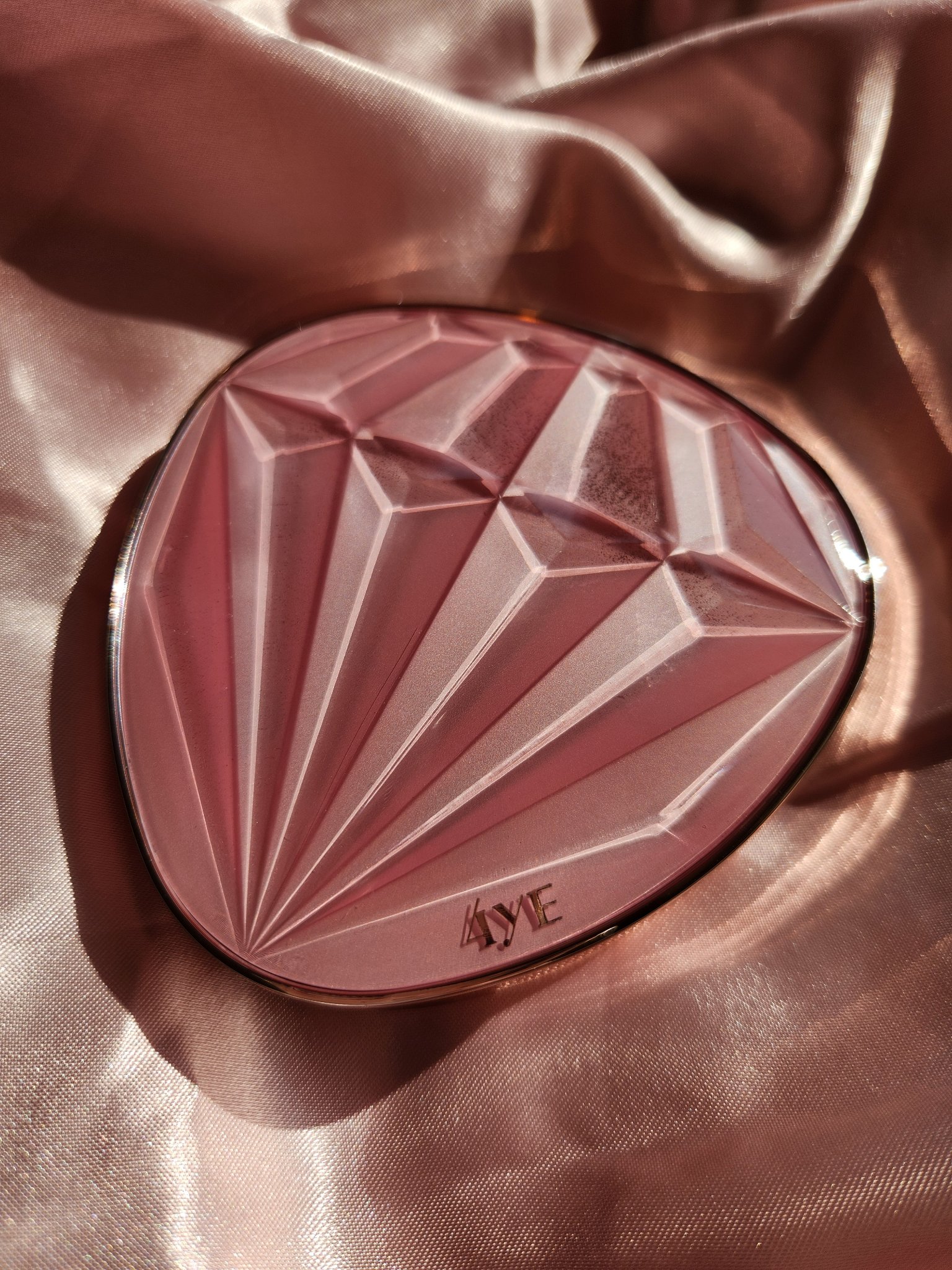 ピンクダイヤクッション/4YE/クッションファンデーションを使ったクチコミ（1枚目）