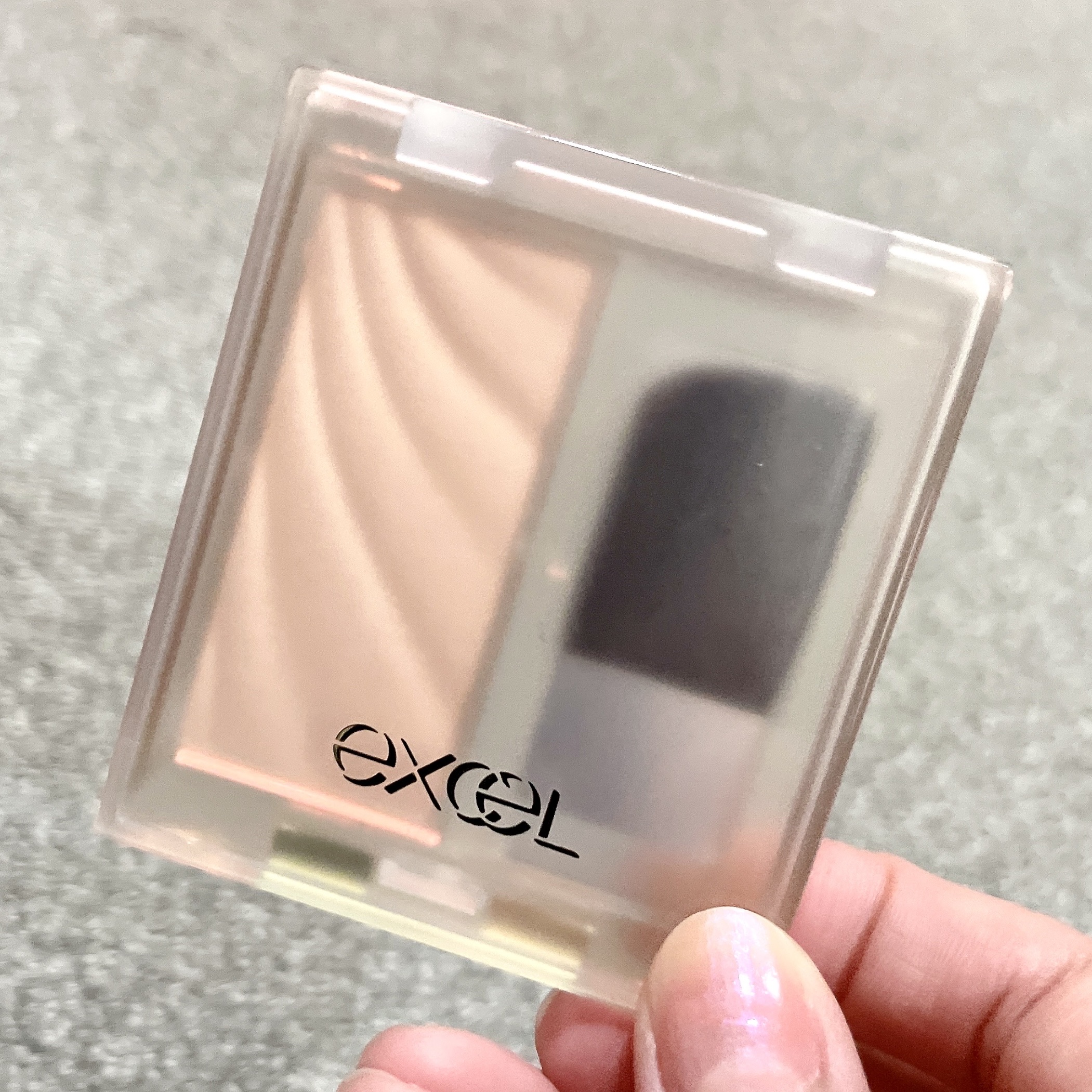 ドレープド シマーグロウ/excel/パウダーハイライトを使ったクチコミ（1枚目）