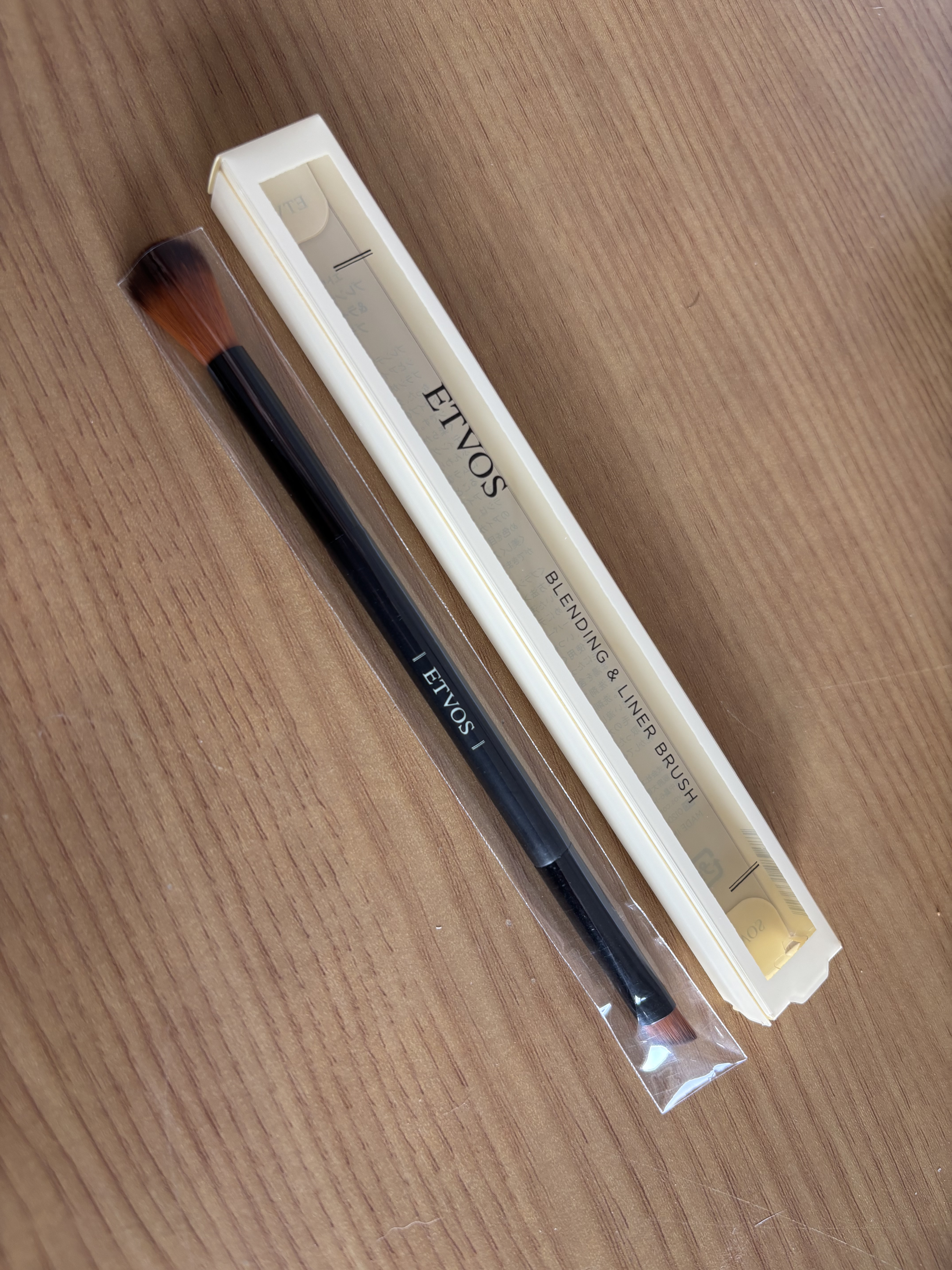 ブレンディング＆ライナーブラシ/エトヴォス/メイクブラシを使ったクチコミ（1枚目）