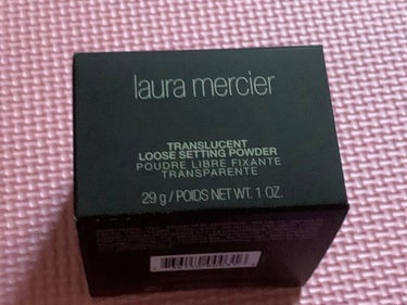 #laura_mercier 
トランスルーセント ルース セッティング パウダー グロウ

が届いた！

仕事メイク用のパウダーが
少なくなり
購入しました！
