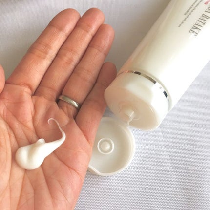 SUHADABATAKE(素肌畑) クリーミィフォーマのクチコミ「びっくりするくらい濃密でクリーミィ美容泡洗顔です
泡のキメとコクを出す植物由来の洗浄成分で濃.....」(1枚目)