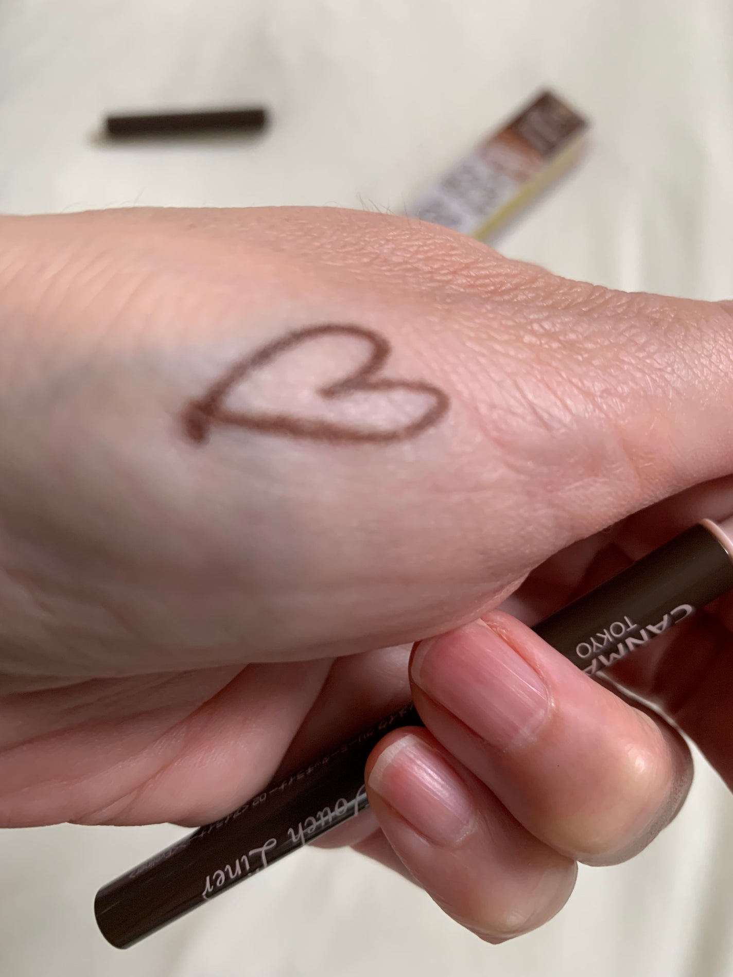 クリーミータッチライナー/キャンメイク/ジェルアイライナーを使ったクチコミ(4枚目)