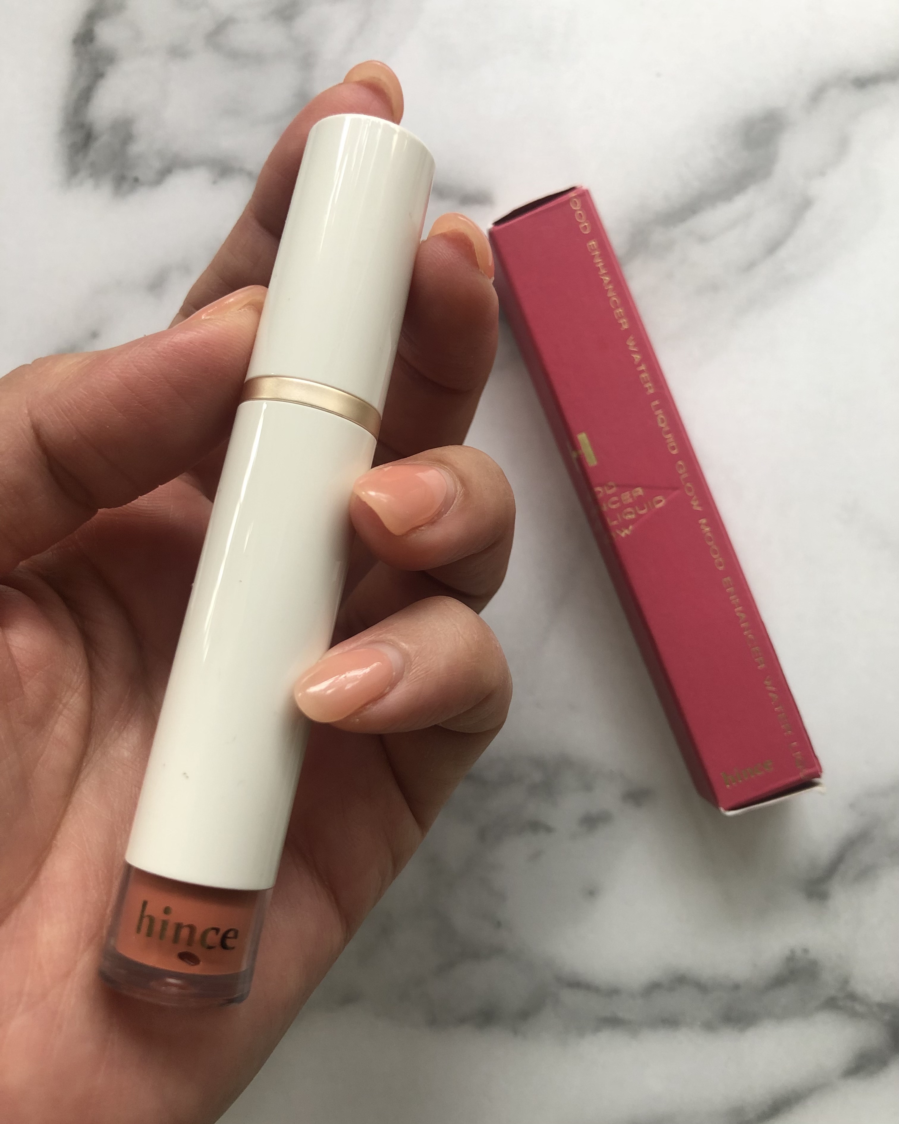 ムードインハンサーウォーターリキッドグロウ/hince/口紅を使ったクチコミ（1枚目）