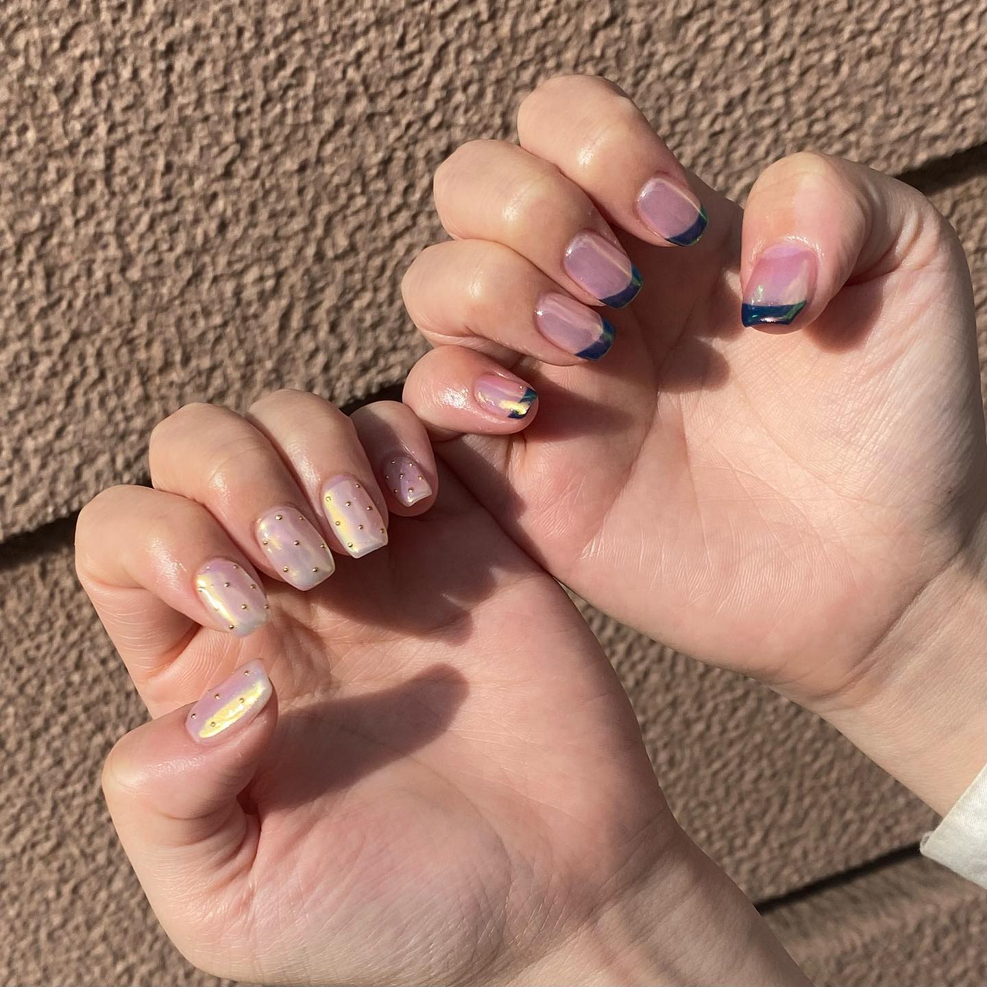 #オーロラネイル,#アシメネイル,#アシンメトリーネイル,#ちぐはぐネイル,#韓国ネイル,#フレンチネイル,#スクエアネイル,#オフィスネイル,#シンプルネイルのネイルデザイン