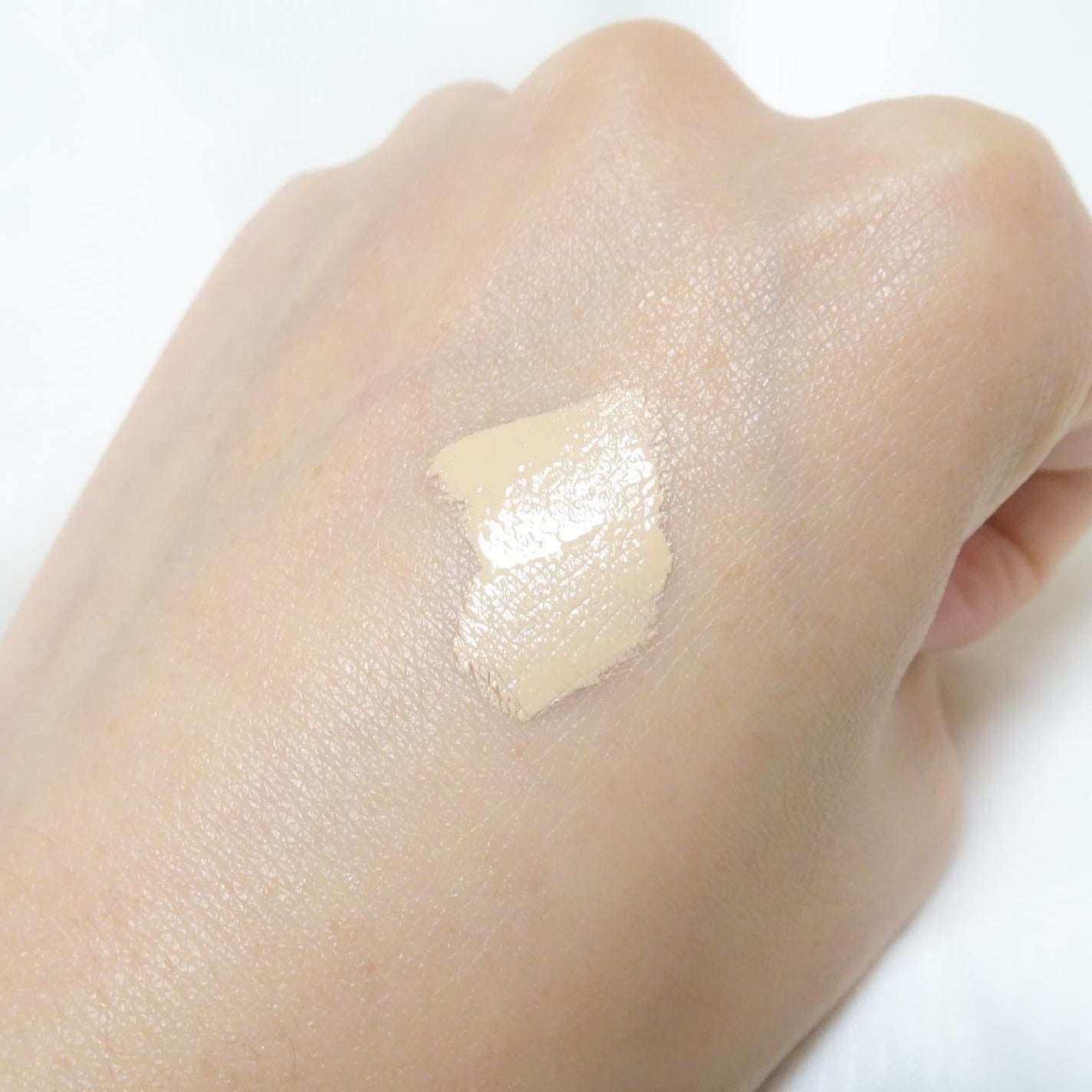 ロングラスティングチップコンシーラーフィックシングフィット/LUNA/リキッドコンシーラーを使ったクチコミ(4枚目)