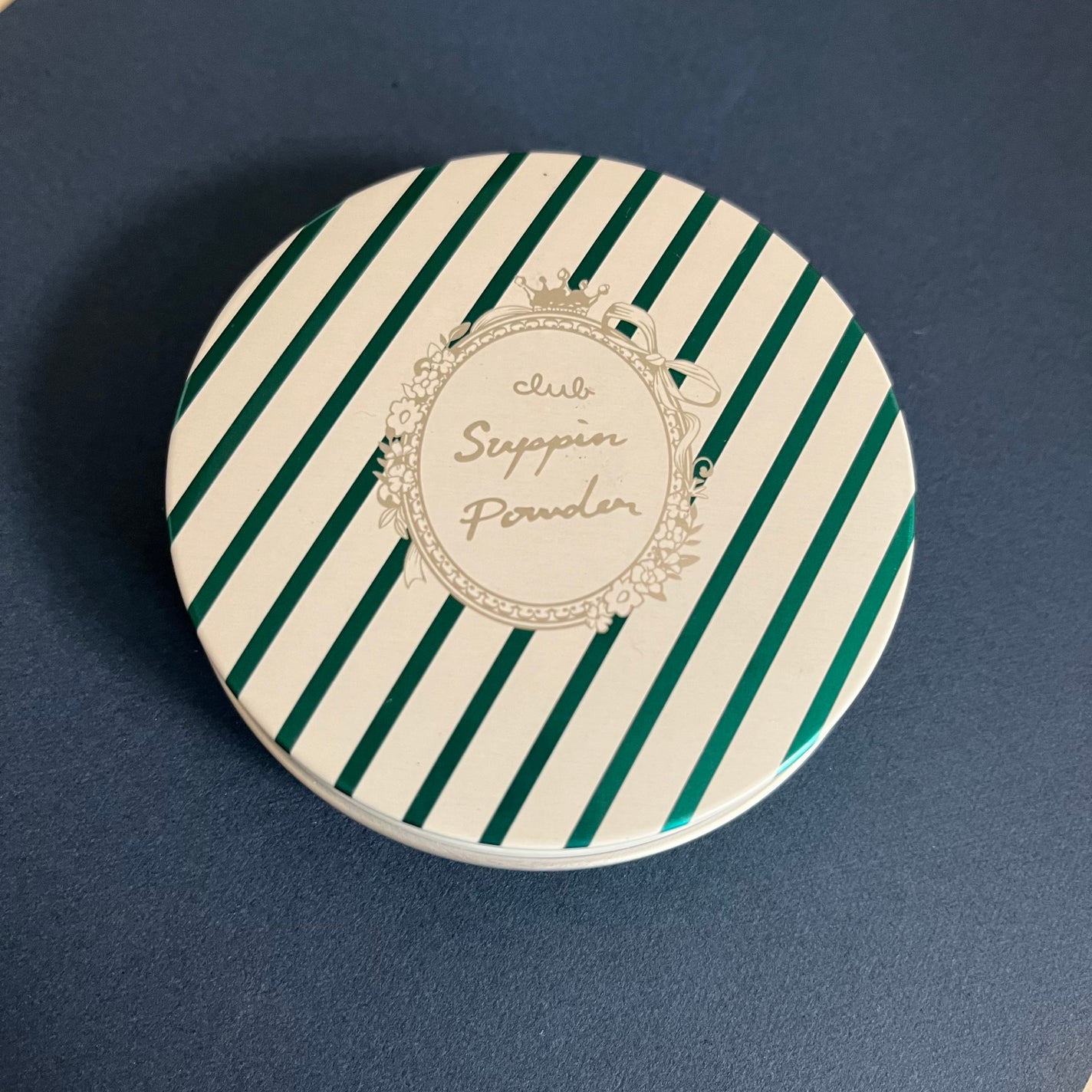 すっぴんパウダーB ナチュラルCICAハーブの香り D/クラブ/プレストパウダーを使ったクチコミ(1枚目)