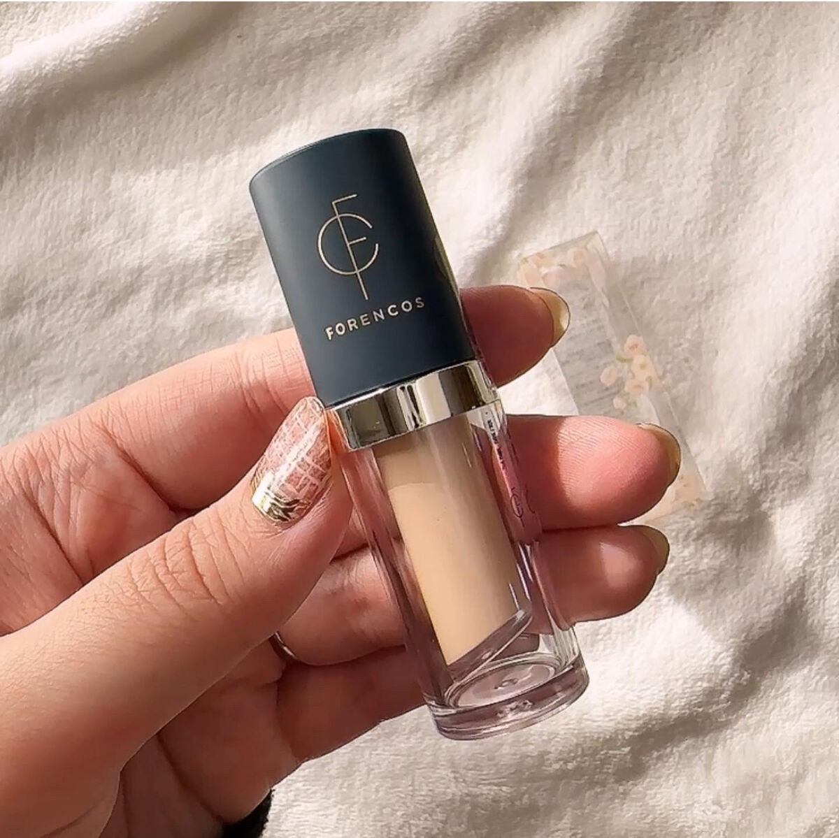 タトゥーウォータープルーフスカーコンシーラー 01M ミディアムベージュ/フォレンコス/リキッドコンシーラーを使ったクチコミ（2枚目）