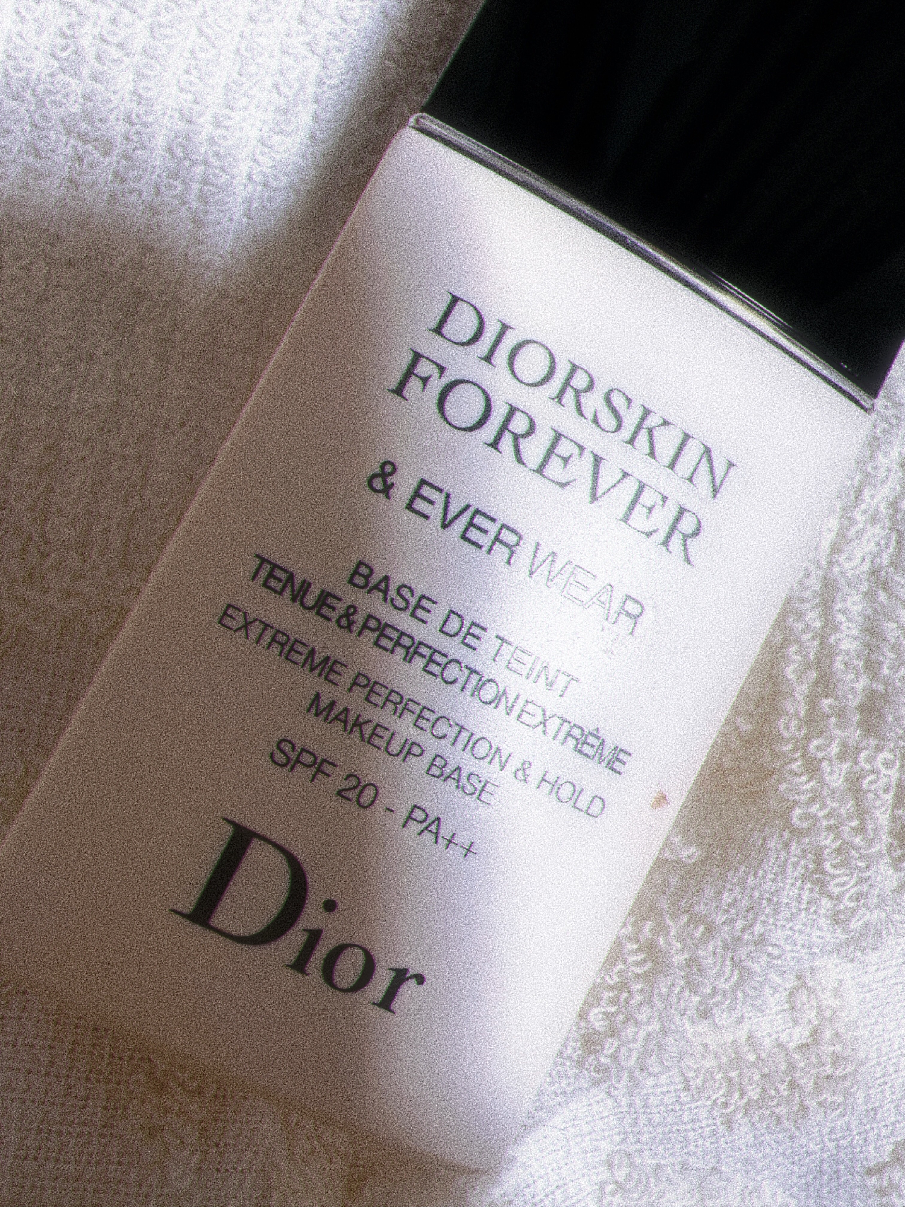 【旧】スノー メイクアップ ベース UV35 SPF35／PA+++/Dior/化粧下地を使ったクチコミ（1枚目）