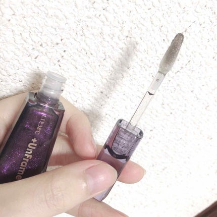 LIP38℃ +UnFrame<ホログラフィック>/UZU BY FLOWFUSHI/リップグロスを使ったクチコミ(2枚目)