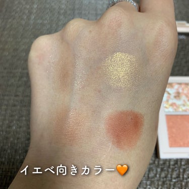 ダズル アイシャドウ クアッド 002 サンセット ブリック/REVLON/パウダーアイシャドウを使ったクチコミ（3枚目）