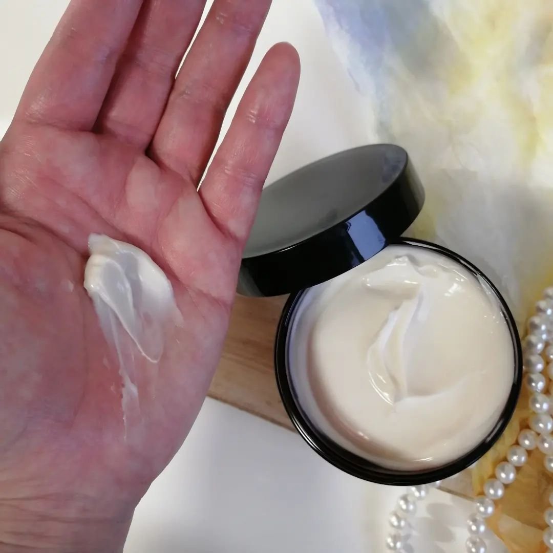 モイスチュアリペア ヘアマスク  ホワイトアールグレイの香り/cocone/ヘアマスク・ヘアパックを使ったクチコミ（3枚目）