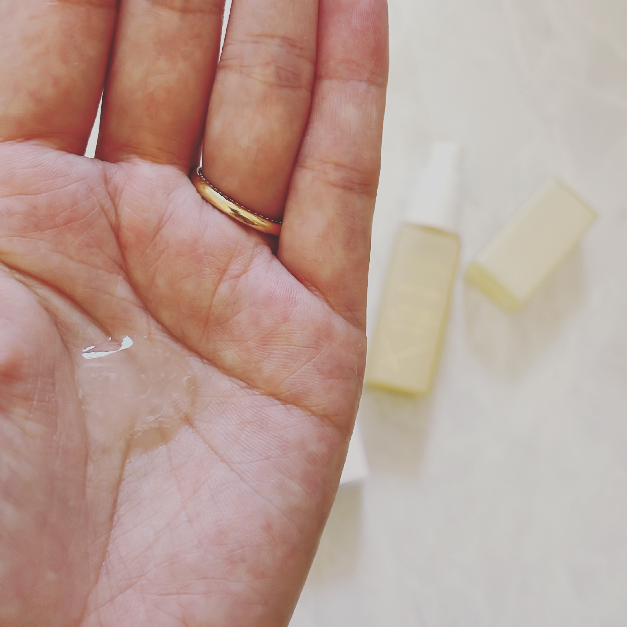 ホワイトニングパーフェクトエッセンス/MEOTO/美容液を使ったクチコミ（3枚目）