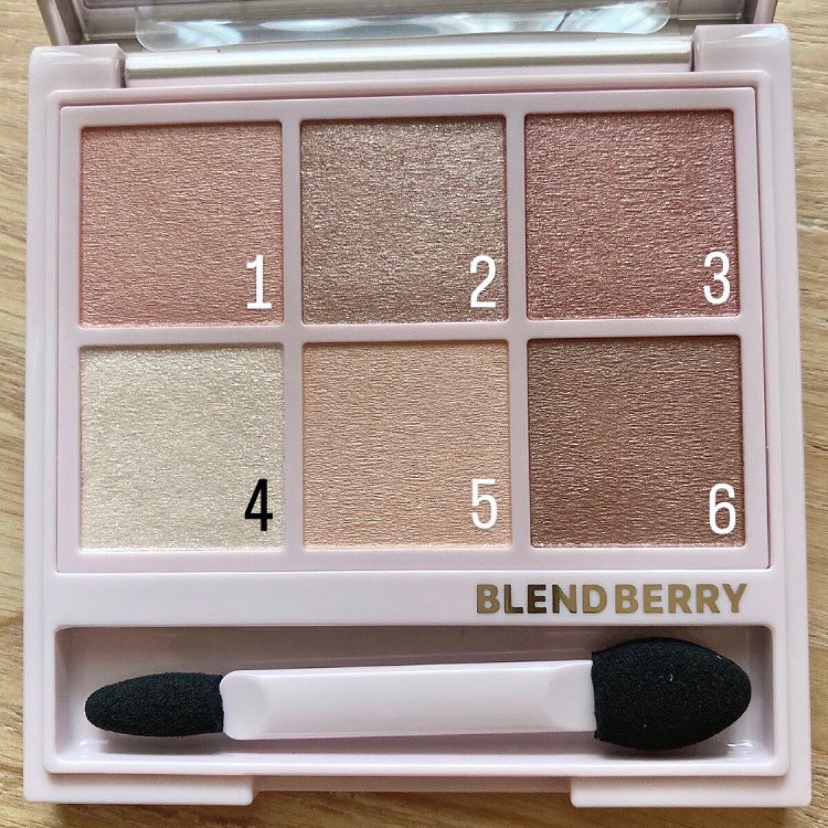 オーラクリエイション/BLEND BERRY/アイシャドウパレットを使ったクチコミ（2枚目）