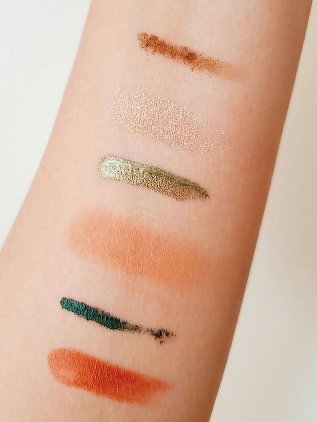 トーン ペタル リキッド アイシャドウ EX02/to/one/リキッドアイシャドウを使ったクチコミ（3枚目）