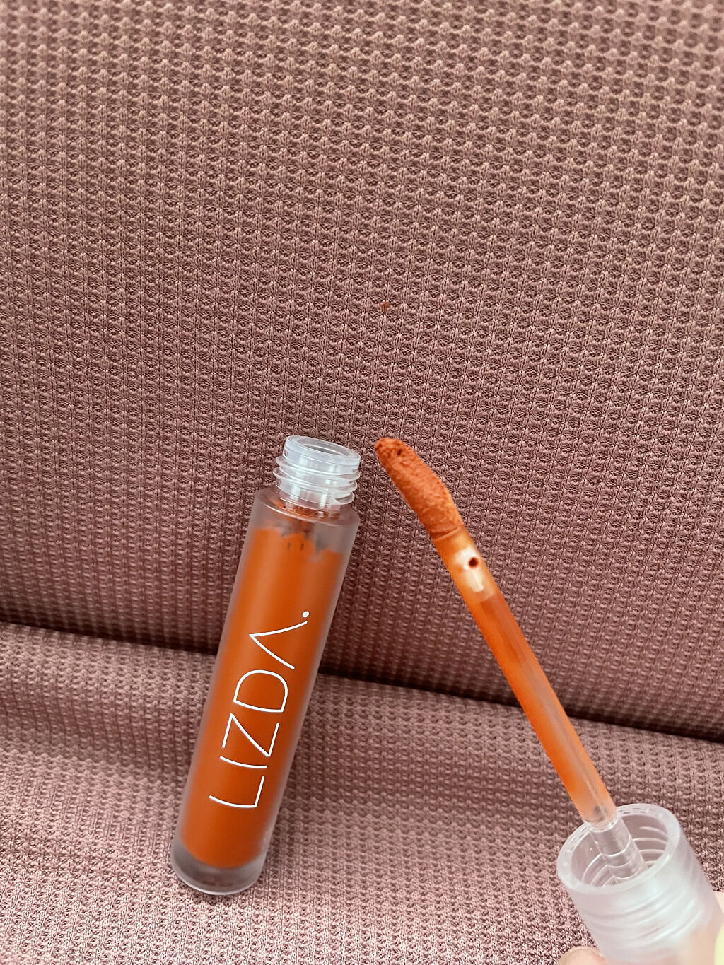 エアフィットベルベットティント/LIZDA/リップティントを使ったクチコミ（2枚目）