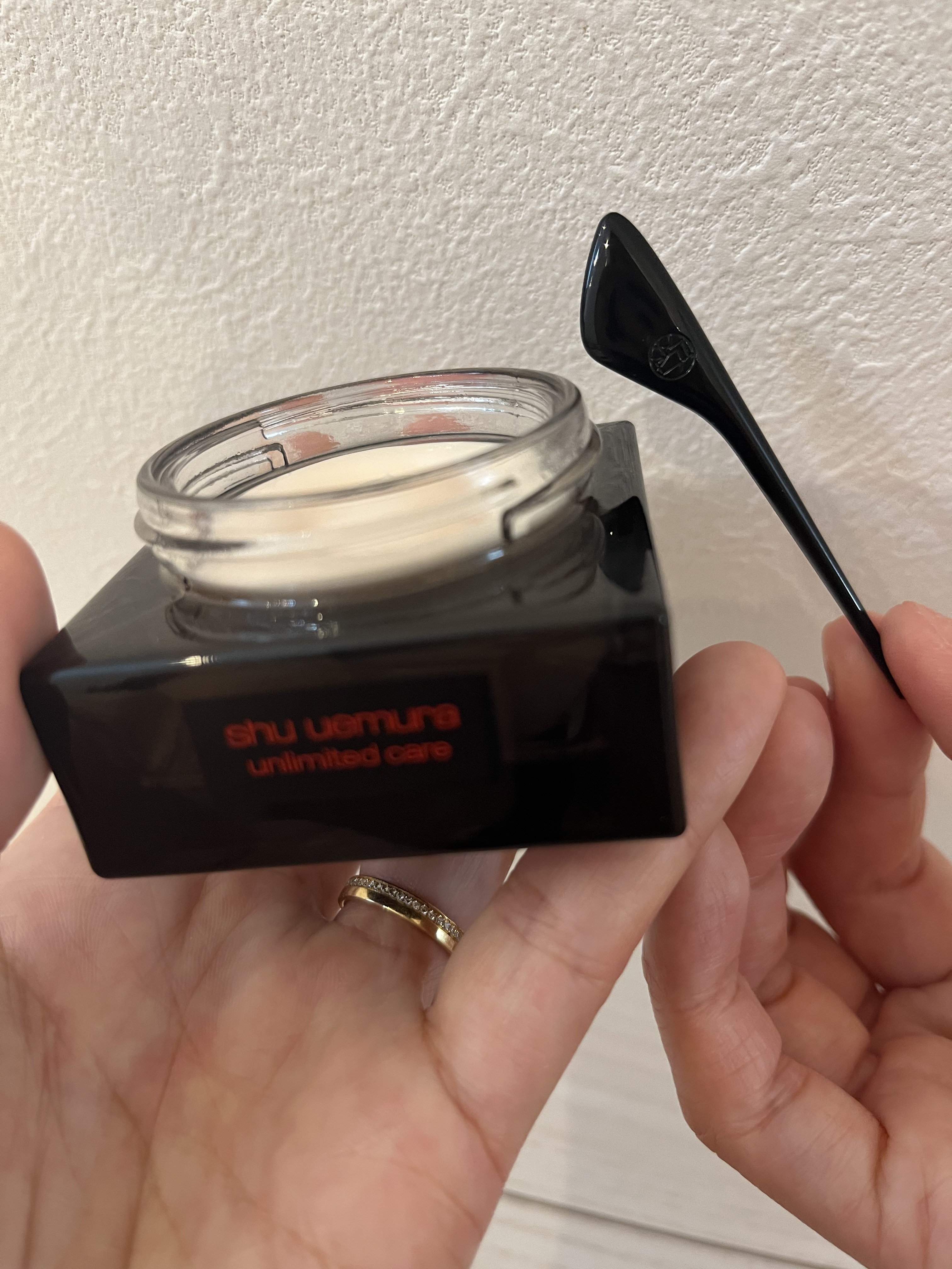 アンリミテッド ケア モチバーム ベース/shu uemura/化粧下地を使ったクチコミ（3枚目）