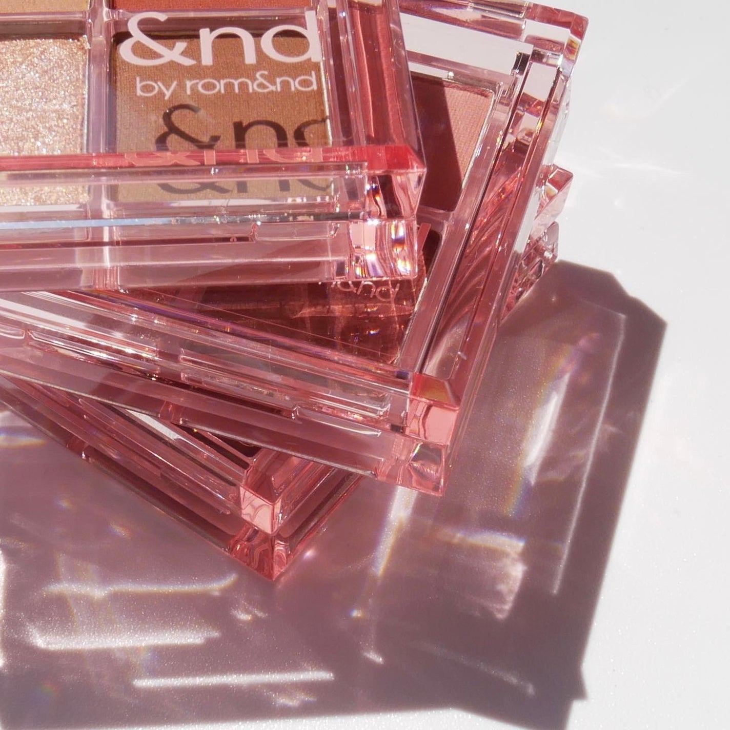アンドバイロムアンド グラッシーアイグリッター/&nd by rom&nd/グリッターを使ったクチコミ(4枚目)