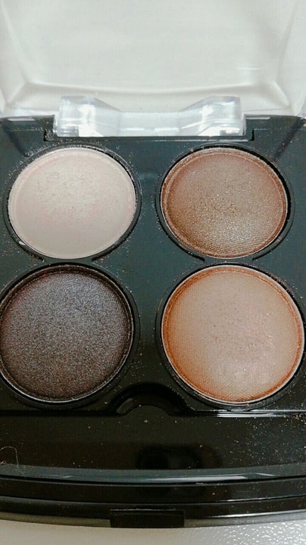 エルファー パールインアイシャドウ/DAISO/アイシャドウパレットを使ったクチコミ(2枚目)