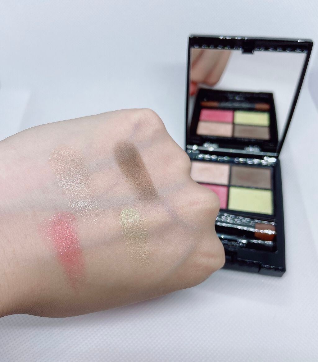 ミネラルクラッシィシャドー/エトヴォス/アイシャドウパレットを使ったクチコミ(2枚目)