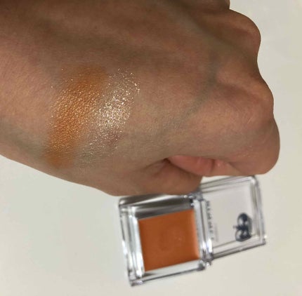 プリズム パウダーアイカラー/リンメル ロンドン/単色アイシャドウを使ったクチコミ(3枚目)