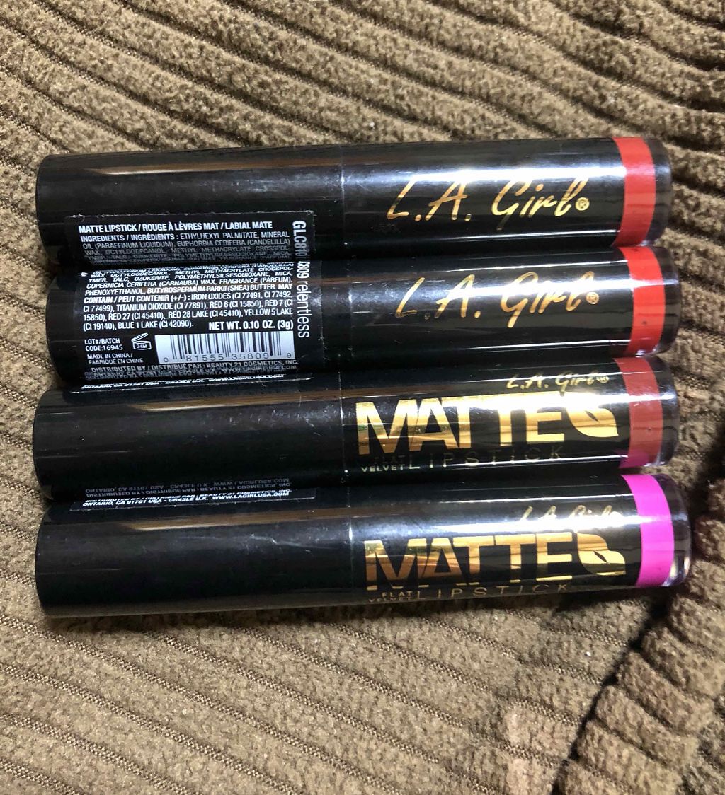 マット フラット ベルベット リップスティック/L.A.Girl/口紅を使ったクチコミ(1枚目)