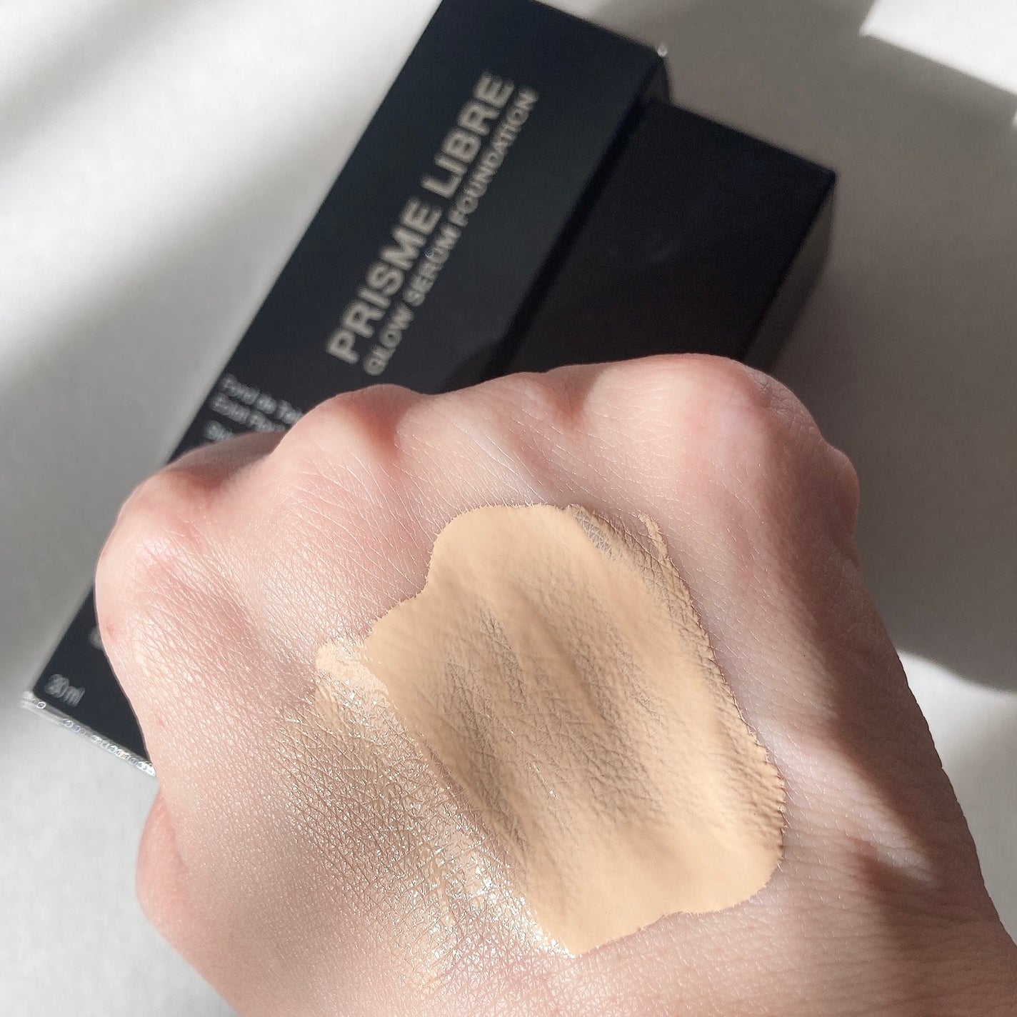 プリズム・リーブル・グロウ・セラム・ ファンデーション/GIVENCHY/リキッドファンデーションを使ったクチコミ(2枚目)