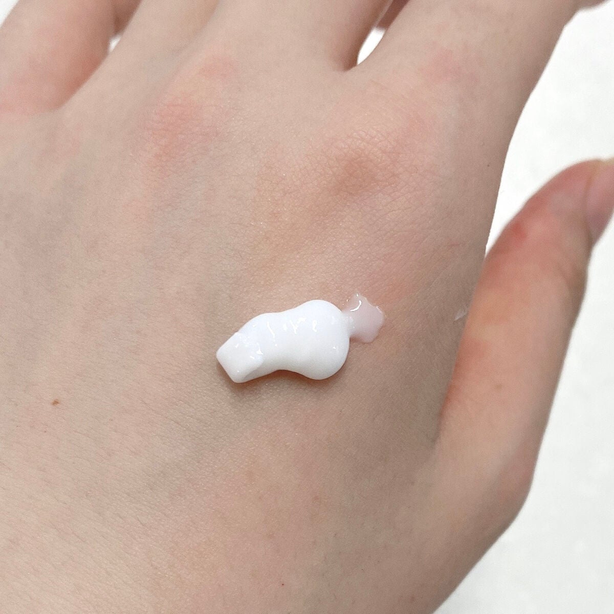 ラスティングモイスチャーアロマミルク/ジョンソン・エンド・ジョンソン/ボディミルクを使ったクチコミ(4枚目)