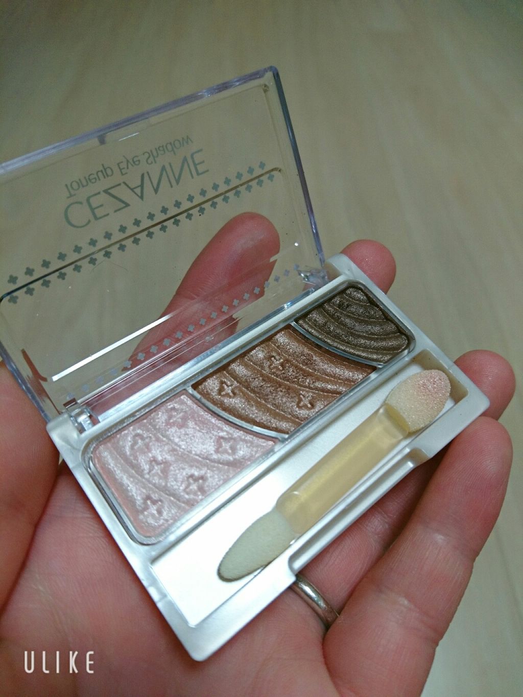 トーンアップアイシャドウ/CEZANNE/アイシャドウパレットを使ったクチコミ（2枚目）