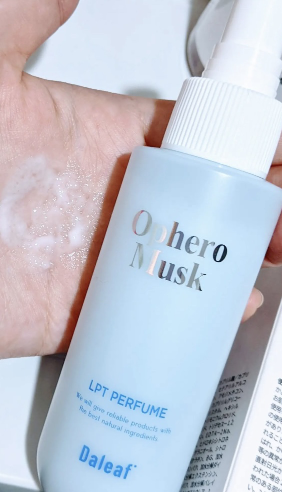 パフュームヘアパックインミスト Pink Breeze/Daleaf/アウトバストリートメントを使ったクチコミ（2枚目）