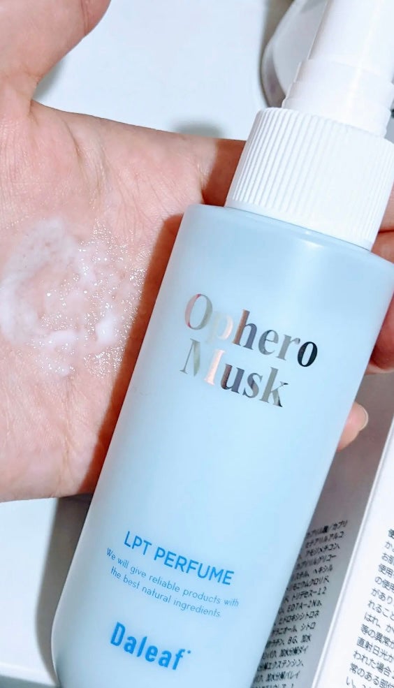 パフュームヘアパックインミスト Pink Breeze/Daleaf/アウトバストリートメントを使ったクチコミ(2枚目)